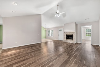 107 Fox Run Cir, Centerton, AR 72719