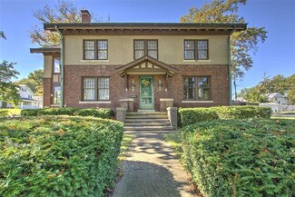 465 S Mcclellan St, Decatur, IL 62522