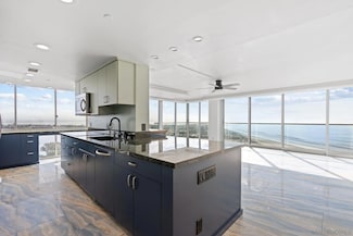 1820 Avenida Del Mundo Unit 1504, Coronado, CA 92118