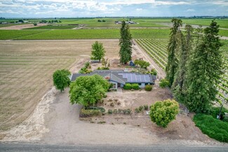 13555 S de Wolf Ave, Selma, CA 93662