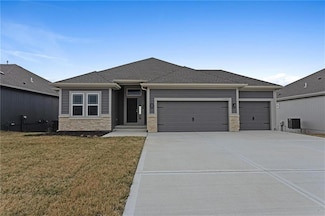 3725 NE 90th Terrace, Kansas City, MO 64156