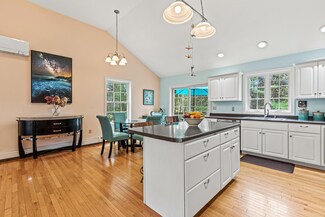 4 Goldenrod Place, Brunswick, ME 04011