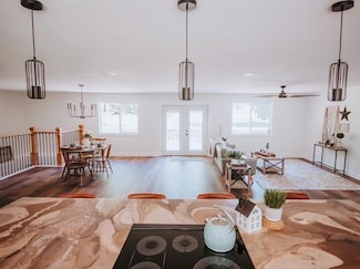 20513 Lowemont Rd, Easton, KS 66020