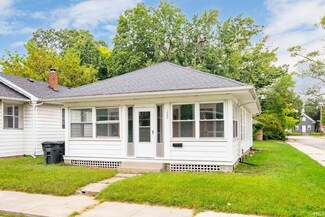 1233 Miner St, South Bend, IN 46617