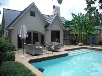 1210 Marshall Ln, Austin, TX 78703