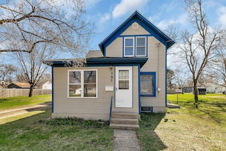 343 Lake Ave S, Paynesville, MN 56362