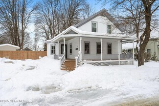 6 Sarella St, Glens Falls, NY 12801