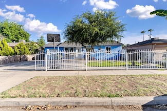 4776 E Lowe Ave, Fresno, CA 93702