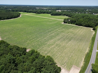 3178 Alton Phillips Rd, Kinston, NC 28504