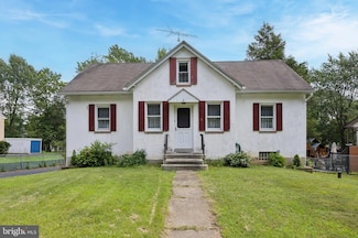 1151 Fitzwatertown Rd, Abington, PA 19001