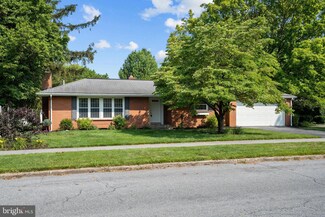 631 E Oak St, Palmyra, PA 17078