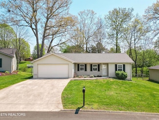 7636 Trey Oaks Ln, Knoxville, TN 37918