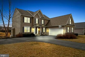 109 Mill House Dr, Lincoln University, PA 19352