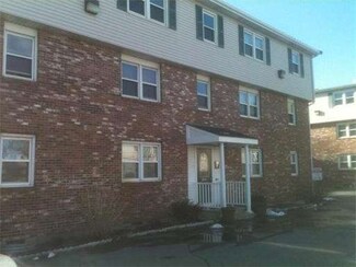 1040 Cove Rd Unit 3, New Bedford, MA 02744