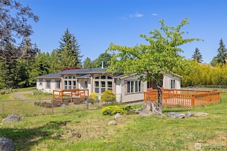 262 Birdsong Ln, Port Angeles, WA 98362