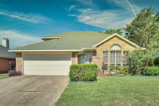 5008 Redwater Dr, Arlington, TX 76018