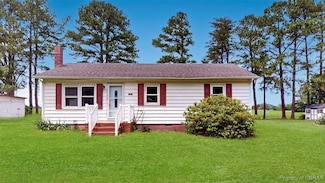 128 Robins Point Ave, Deltaville, VA 23043