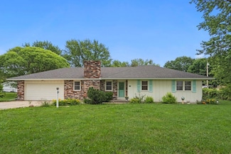 2113 N 155th St, Basehor, KS 66007