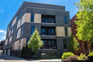 1045 W Cornelia Ave Unit 102, Chicago, IL 60657
