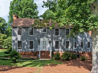 440 Shasta Ln, Charlotte, NC 28211