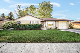 11326 S Ridgeland Ave, Worth, IL 60482