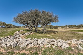 1416 Kahala Sunset Dr, Briarcliff, TX 78669