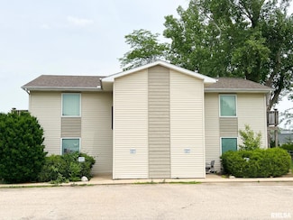 113 High Oak Dr, East Peoria, IL 61611