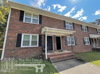 296 Seventh Ave Unit 3, Yanceyville, NC 27379