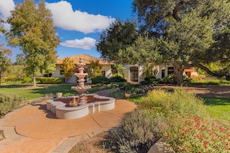861 Oak Grove Ct, Ojai, CA 93023