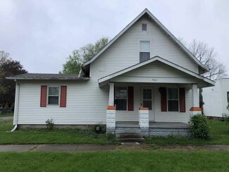 501 W 5th St, Rochester, IN 46975