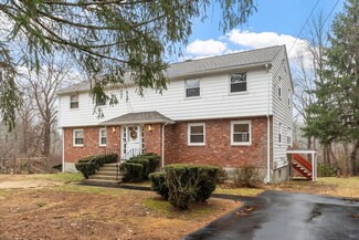 205 School St Unit A, Acton, MA 01720