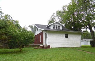 802 E Union St, Winslow, IN 47598