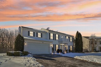 400 Oak Grove Cir, Wauconda, IL 60084