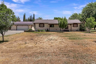 8140 Sherwood Blvd, Los Molinos, CA 96055