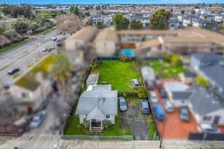 29695 Dixon St, Hayward, CA 94544