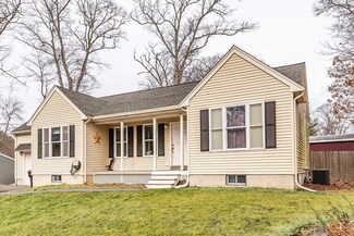 16 Grinnell Rd, Brockton, MA 02302