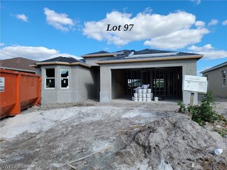 1073 Hamilton St, Immokalee, FL 34142