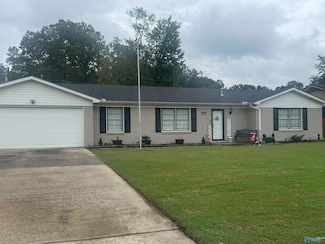 1218 Castleman Ave SW, Decatur, AL 35601