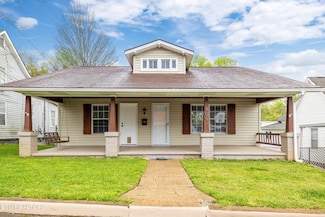 409 W 5th Ave, Lenoir City, TN 37771