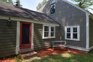 21 New Boston Rd, Newton, NH 03858