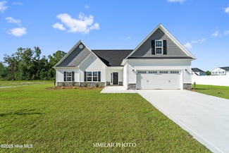 203 Windsor Run Blvd, Jacksonville, NC 28546