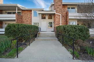 1100 50th St Unit 2207, West Des Moines, IA 50266