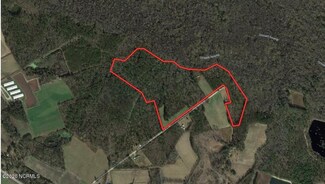 415 Savannah Rd, Tabor City, NC 28463