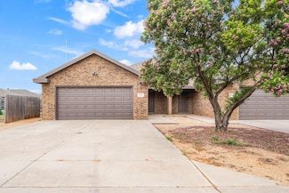 9806 Avenue V Unit B, Lubbock, TX 79423