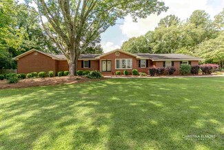 43 Mansfield Dr, Hawkinsville, GA 31036