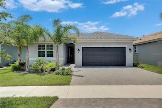 4915 Sienna Isles Ave, Wimauma, FL 33598