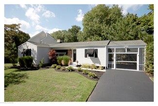 92 Herbert Place, Oceanport, NJ 07757