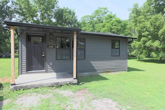 279 Circle Dr, Huntington, IN 46750