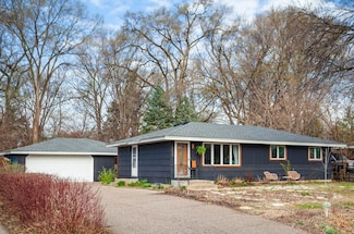 10530 Vincent Ave S, Minneapolis, MN 55431