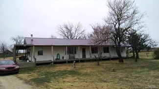 7520 E Assaria Rd, Gypsum, KS 67448
